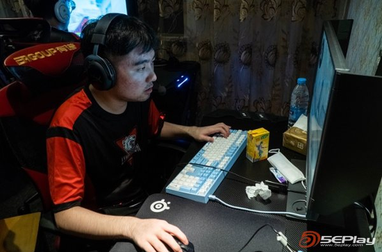 揭秘装死者ZZZZ的真实情况和影响